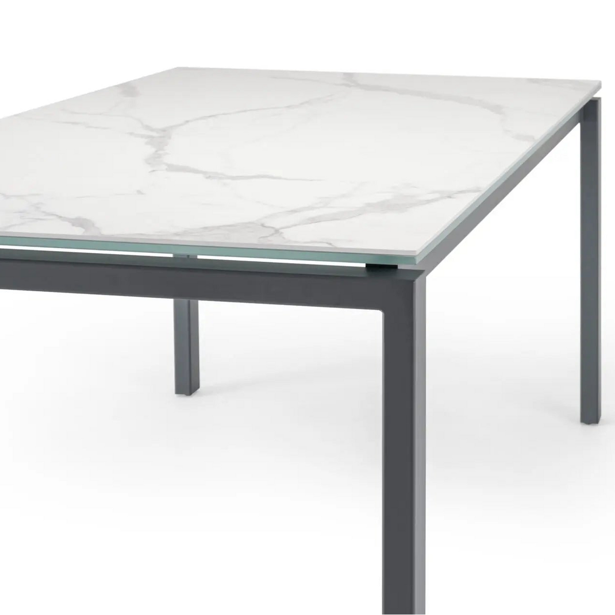 Spazio Dining Table